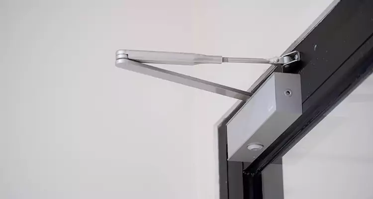 Screen Door Closer Repair in Navarre, FL
